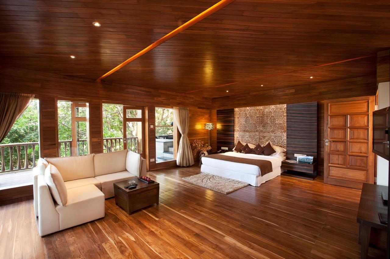 Aamby Valley City Lonavala Exterior foto A bedroom at the resort