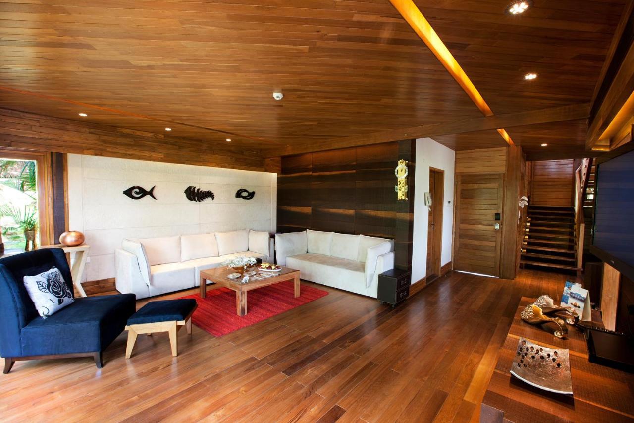 Aamby Valley City Lonavala Exterior foto Interior of a floating home