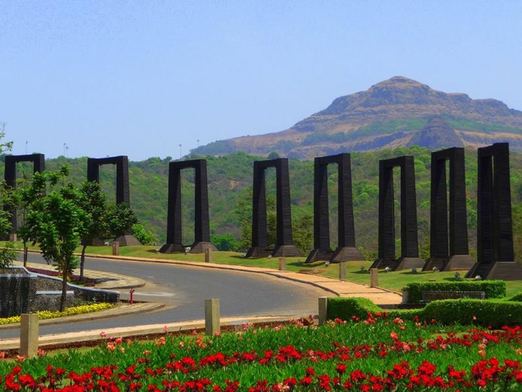Aamby Valley City Lonavala Exterior foto The University of Yaoundé 1