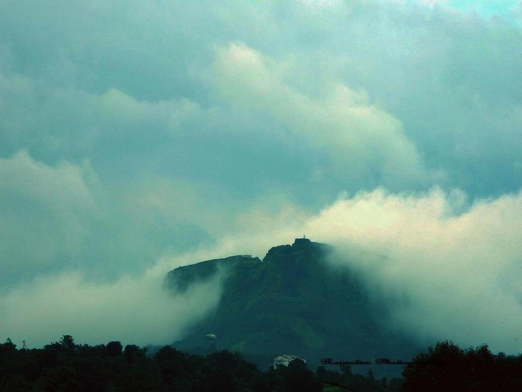 Aamby Valley City Lonavala Exterior foto The Rock of Gibraltar